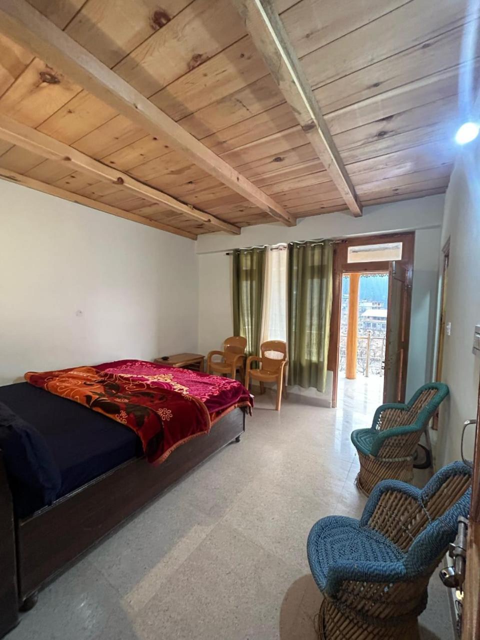 New Brahma Cafe Guest House Kalgha المظهر الخارجي الصورة